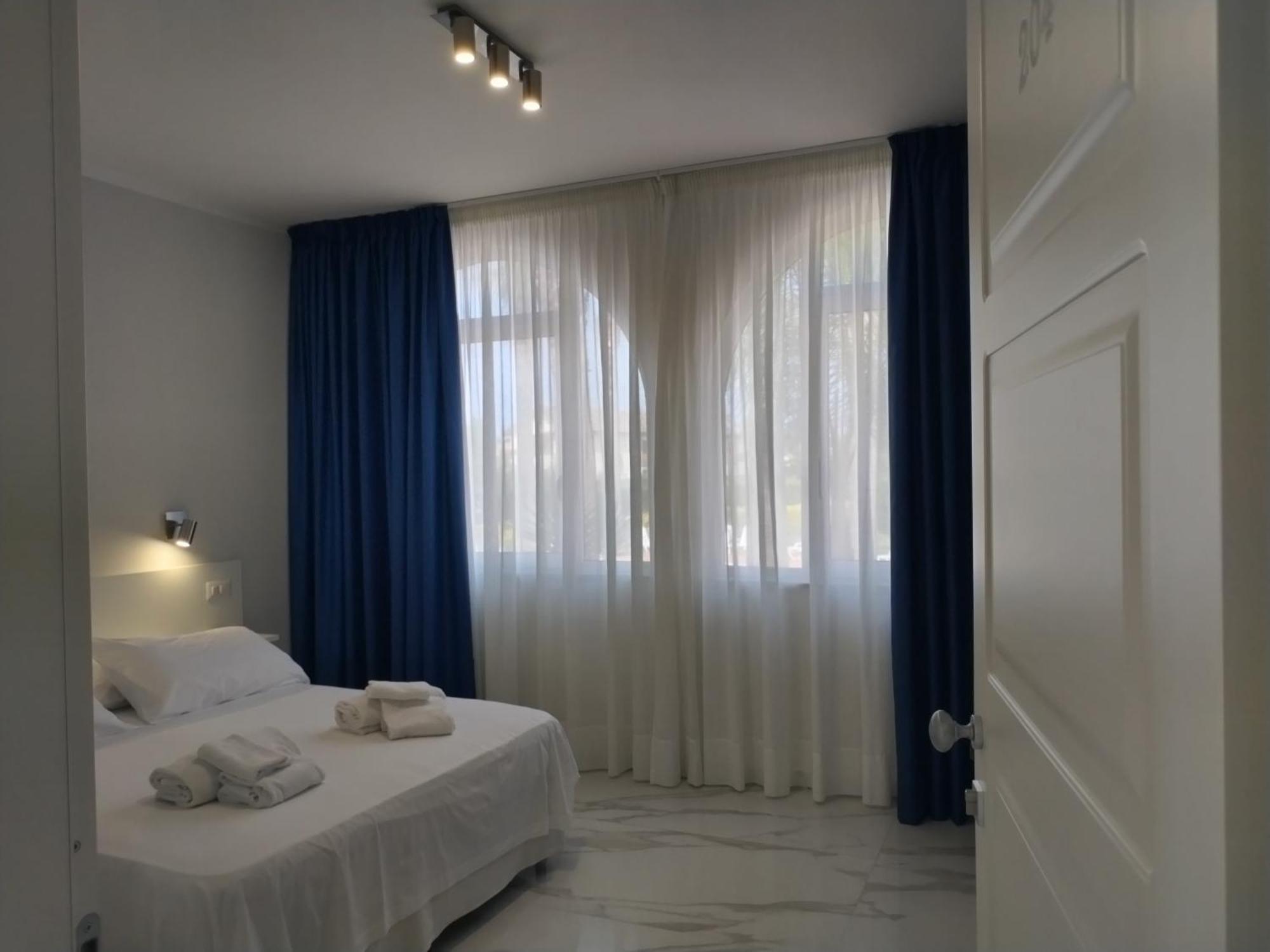 Villa Laura Residence Hotel Apartments & Studios Ascea Exterior photo