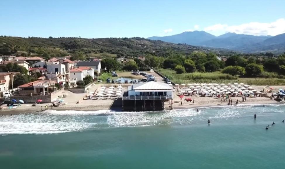 Villa Laura Residence Hotel Apartments & Studios Ascea Exterior photo