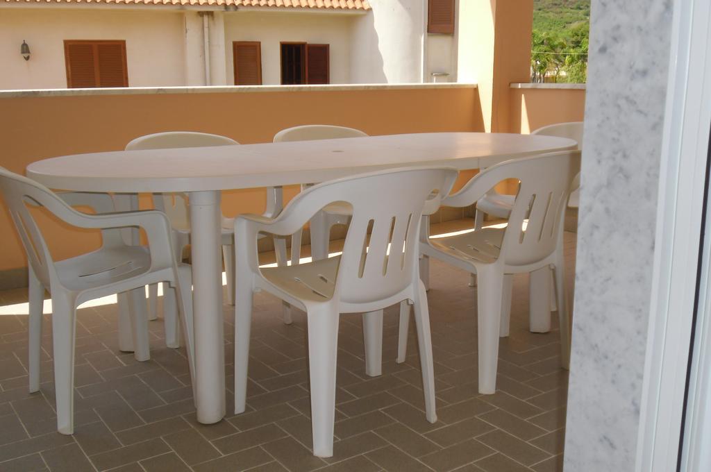 Villa Laura Residence Hotel Apartments & Studios Ascea Exterior photo